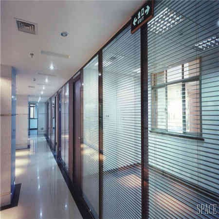乐山83双玻隔断